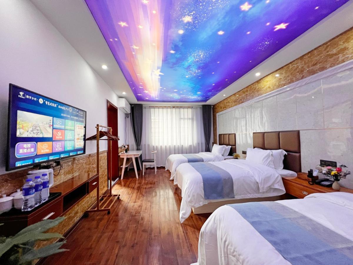 Yijingju Humanistic Inn Zhangjiajie Zewnętrze zdjęcie
